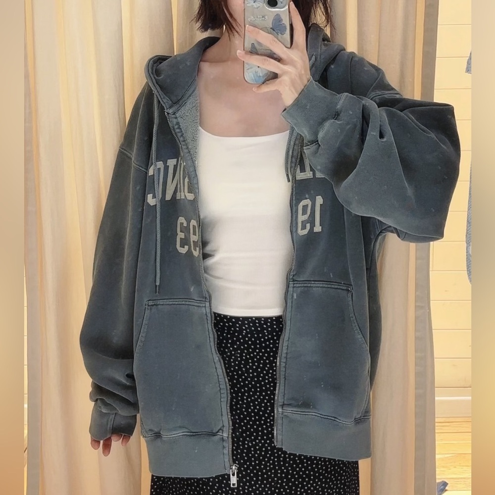 Brandy melville oversized faded green Christy chill since 1983 zip up hoodie - Picture 2 of 3